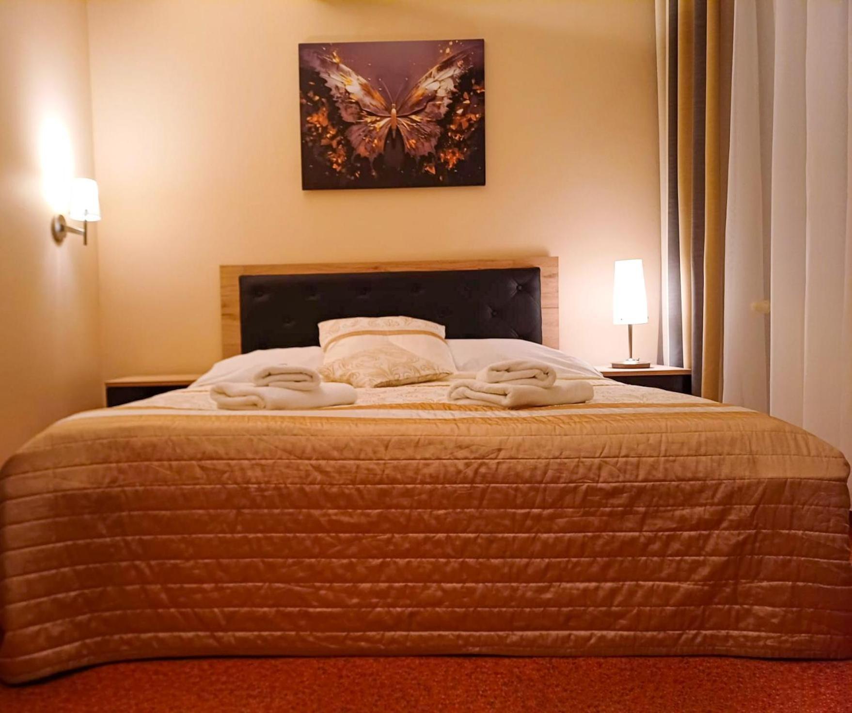 אוהרסקה הראדיסטה Wellness Hotel Stare Mesto מראה חיצוני תמונה