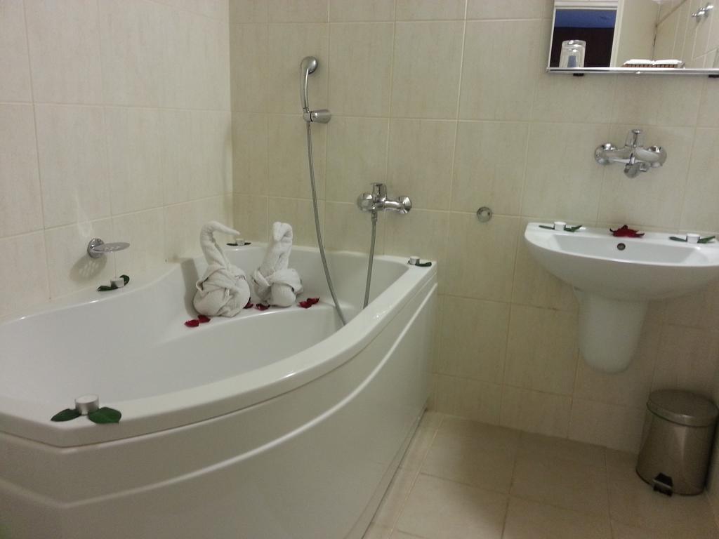 אוהרסקה הראדיסטה Wellness Hotel Stare Mesto חדר תמונה